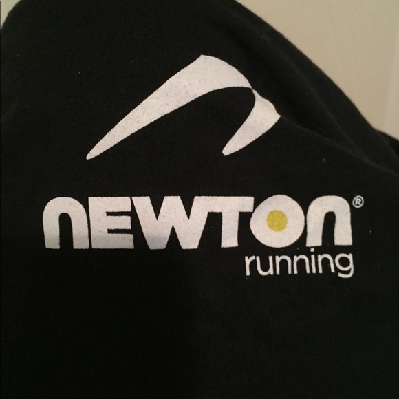 Newton running tee from event s/s size medium - Picture 1 of 5